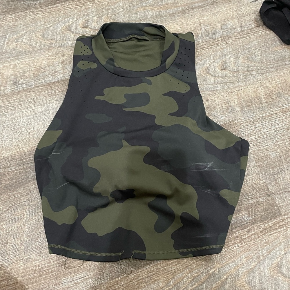 Workout top